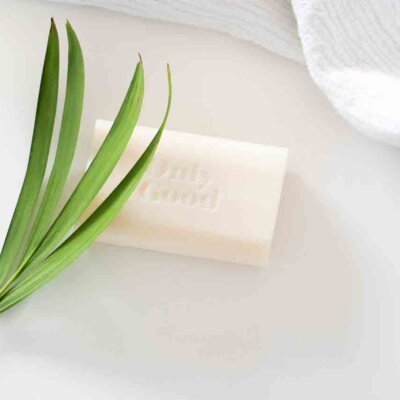 Le CBD en cosmétique : Une alternative naturelle pour des soins de peau efficaces