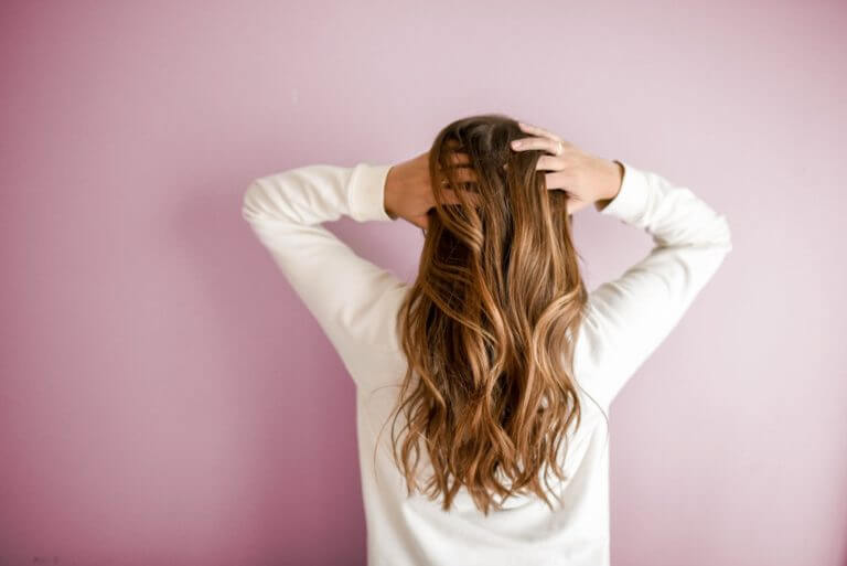 pousse cheveux cbd